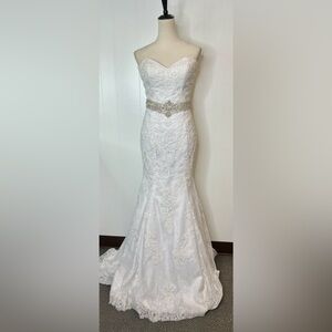 Wedding dress/ lace wedding dress/ bridal gown/ mermaid wedding dress